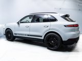 Certified 2025 Porsche Cayenne image 2