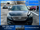 Used 2016 Hyundai Sonata SE image 2