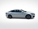Used 2023 Nissan Altima 2.5 SV image 4