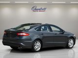 Used 2016 Ford Fusion SE image 4