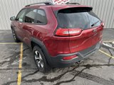 Used 2016 Jeep Cherokee Trailhawk image 3