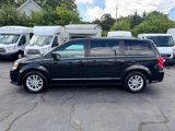 Used 2019 Dodge Grand Caravan SXT image 3