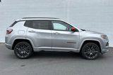 Used 2023 Jeep Compass Limited image 3
