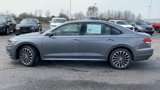 Used 2022 Volkswagen Passat 2.0T image 5