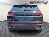 Used 2022 Volkswagen Atlas Cross Sport SE image 5