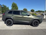 Used 2019 Jeep Cherokee Trailhawk w/ Cold Weather Group image 4