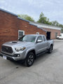 Used 2018 Toyota Tacoma TRD Sport image 2