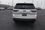Used 2023 Jeep Grand Cherokee L Laredo image 5