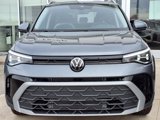 New 2025 Volkswagen Taos SE image 2