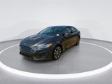 Used 2020 Ford Fusion SE image 3