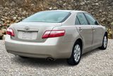 Used 2007 Toyota Camry XLE image 2