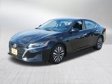 Used 2023 Nissan Altima 2.5 SV image 3