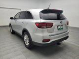 Used 2019 Kia Sorento LX image 5