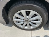 Used 2020 Toyota Camry LE image 3