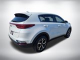 Used 2022 Kia Sportage LX image 3