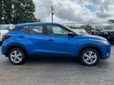 New 2025 Nissan Kicks Play S image 2