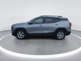 Used 2023 GMC Terrain SLE w/ Driver Convenience Package image 5