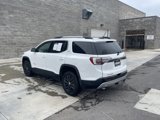 Used 2018 GMC Acadia SLT w/ LPO, Black Accent Package image 5