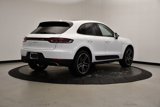 Certified 2021 Porsche Macan image 5