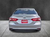 Used 2018 Toyota Camry LE image 5