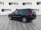 Used 2012 Cadillac Escalade Luxury image 5