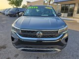 Used 2022 Volkswagen Taos S image 2