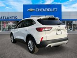 Used 2022 Ford Escape SE w/ Cold Weather Package image 2