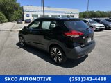 Used 2019 Nissan Kicks SV image 3