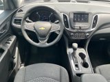 Used 2023 Chevrolet Equinox LT image 2