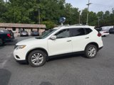 Used 2016 Nissan Rogue SV image 3