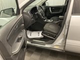 Used 2012 GMC Acadia SLE image 4