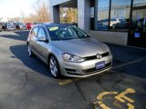 Used 2015 Volkswagen Golf S image 2