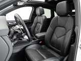Used 2021 Porsche Macan image 5