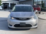 Used 2017 Chrysler Pacifica Touring-L image 2