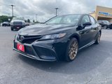 Used 2023 Toyota Camry SE image 3
