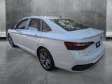 Used 2024 Volkswagen Jetta SE image 2