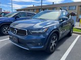 Used 2019 Volvo XC40 T4 Inscription image 3