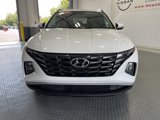 Used 2025 Hyundai Elantra SE image 3