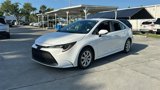 Used 2020 Toyota Corolla LE image 3