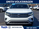 Certified 2022 Volkswagen Atlas Cross Sport SE image 2