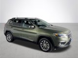 Used 2019 Jeep Cherokee Latitude Plus w/ Comfort/Convenience Group image 4