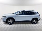 Used 2019 Jeep Cherokee Limited image 2