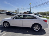 Used 2013 Chrysler 200 Limited image 3