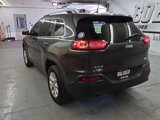 Used 2016 Jeep Cherokee Latitude image 4