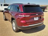 New 2025 Jeep Grand Cherokee Laredo image 3