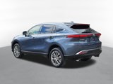 Used 2022 Toyota Venza XLE image 4