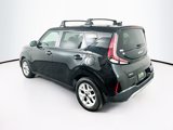 Used 2023 Kia Soul LX w/ LX Technology Package image 5