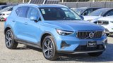 New 2025 Volvo XC40 B5 Core w/ Climate Package image 3