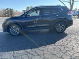 Used 2016 Nissan Rogue SL w/ SL Premium Package image 2