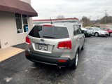 Used 2013 Kia Sorento LX image 6